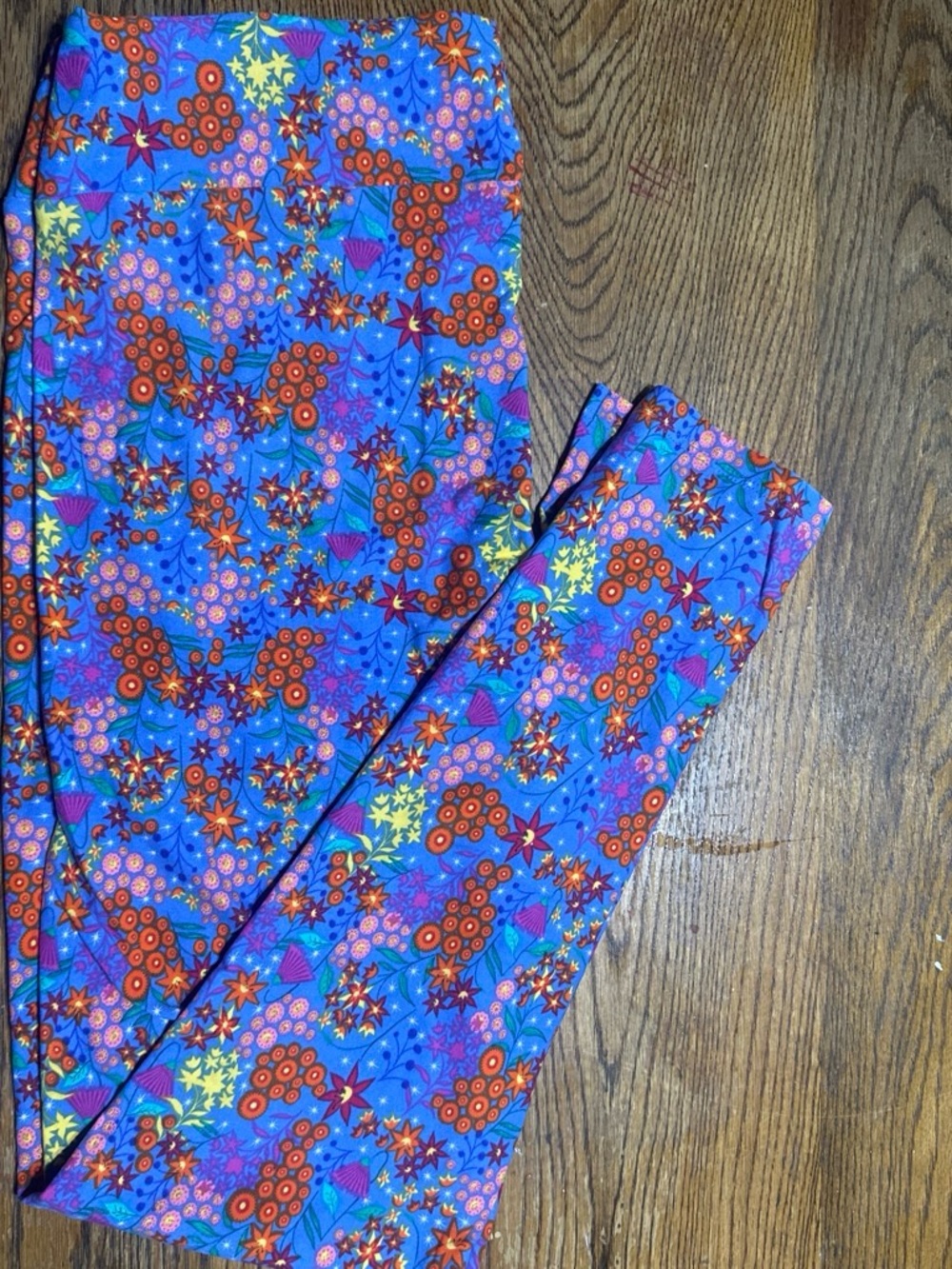 Vibrant Blue Floral Print Leggings